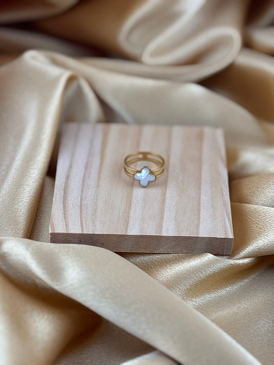 Bague “Trèfle De Perle »
